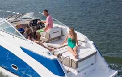 Regal 26 Express, sunlounge