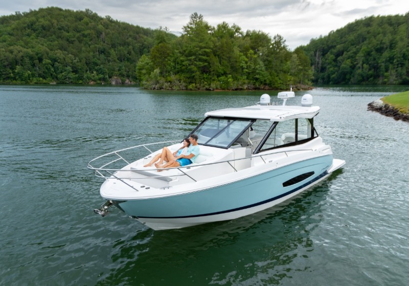 Discover Regal 36 Grande Coupe