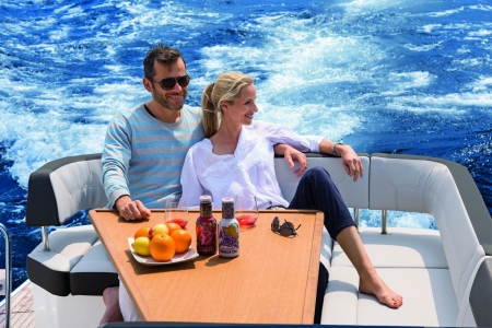 bavaria s33 ht new boat for sale - clipper marine uk image 6