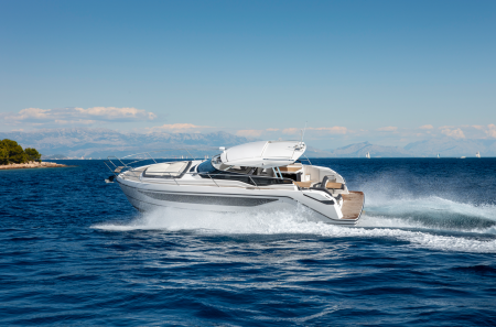 new bavaria sr35 - clipper marine uk image 4
