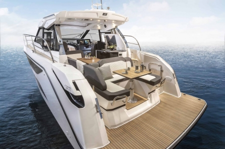 new bavaria sr35 - clipper marine uk image 8