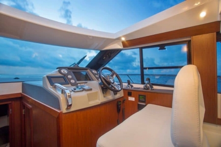 bavaria virtess 420 coupe new boat for sale - clipper marine uk image 2