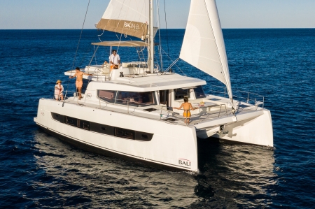 bali 4.8 new boat for sale - clipper marine uk image 4