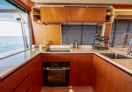 greenline 58 fly new boats for sale - clipper marine uk image 2