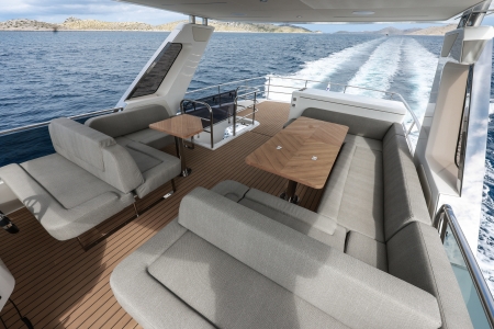 greenline 58 fly new boats for sale - clipper marine uk image 3