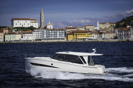 greenline 39 new boat for sale - clipper marine uk image 8