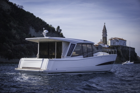 greenline 39 new boat for sale - clipper marine uk image 9