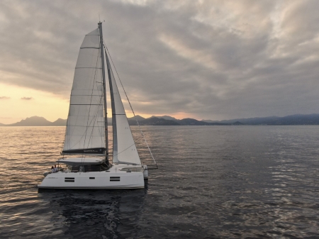 nautitech 40 open new boat for sale - clipper marine uk image 2