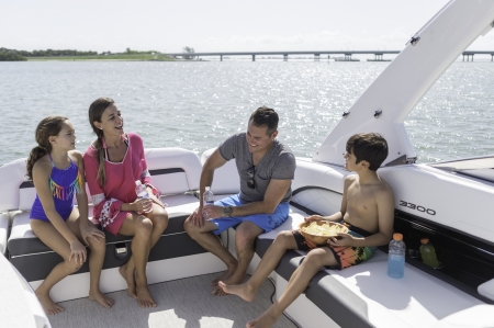 regal 3300 new boat for sale - clipper marine uk image 3