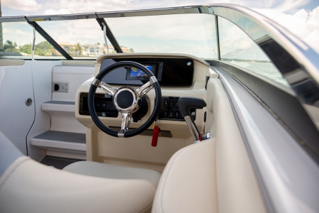 regal ls4c new boat for sale - clipper marine uk image 10