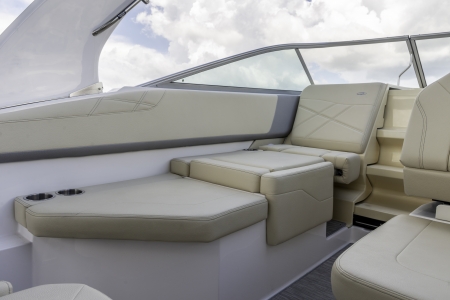 regal 26 xo new boat for sale - clipper marine uk image 5