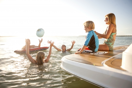 regal 33 express new boat for sale - clipper marine uk image 5