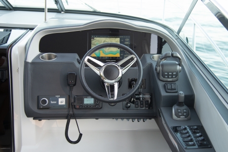 regal 33 express new boat for sale - clipper marine uk image 14