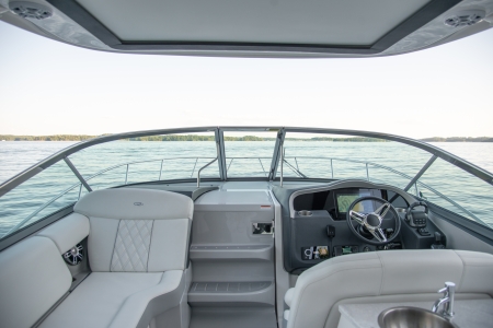 regal 33 express new boat for sale - clipper marine uk image 15