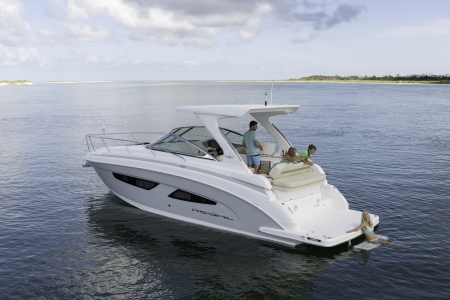 regal 33 express new boat for sale - clipper marine uk image 3