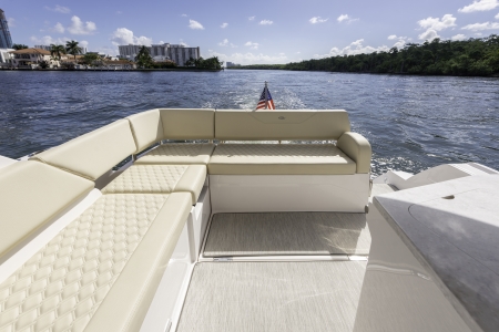 regal 38 grande coupe new boat for sale - clipper marine uk image 13