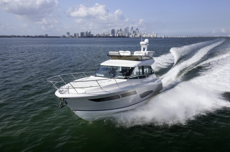 regal 38 fly new boat for sale - clipper marine uk image 4