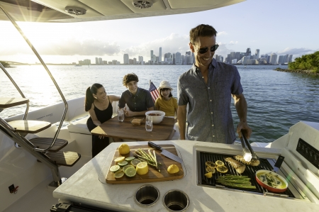 regal 38 fly new boat for sale - clipper marine uk image 14