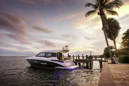 regal 42 grande coupe new boat for sale - clipper marine uk image 2