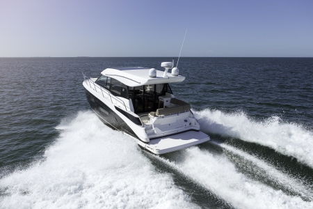 regal 42 grande coupe new boat for sale - clipper marine uk image 4