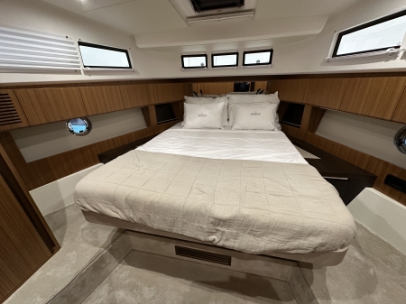 greenline 42 new boat for sale - clipper marine uk image 6