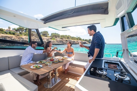 bavaria vida new boats for sale - clipper marine uk image 3