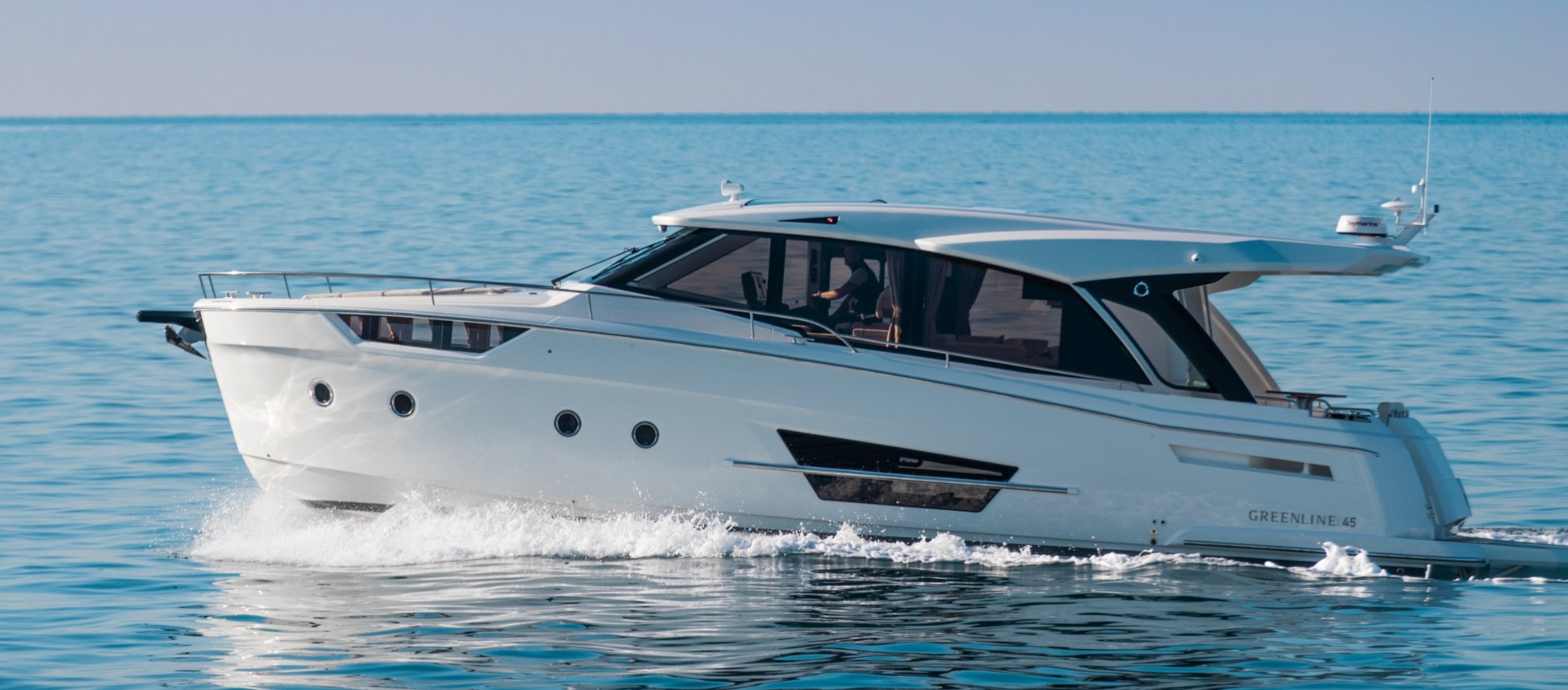 GREENLINE 45 COUPE, yachts for sale