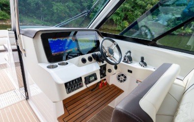 Regal LS36, Volvo glass cockpit