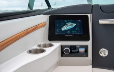 Regal LS9 Surf, companion screen