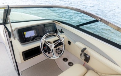 Regal LX6, dual display