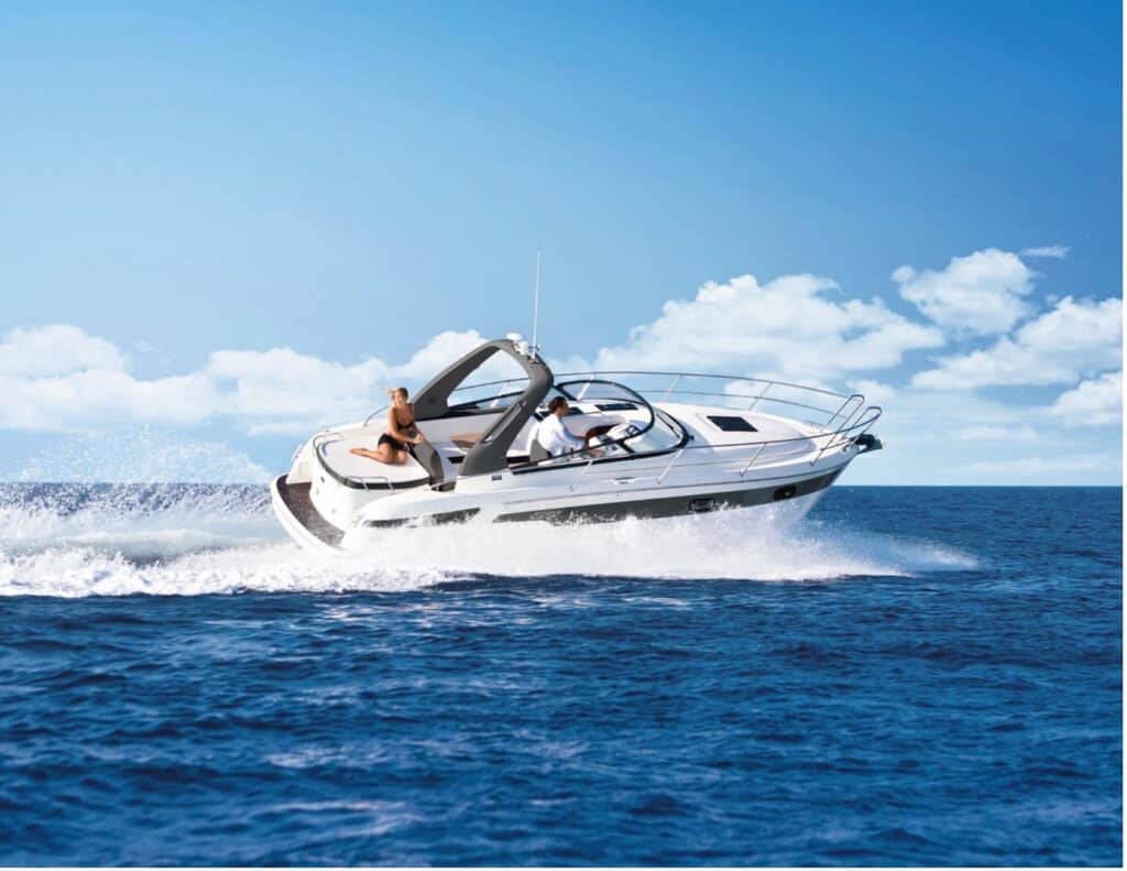 Picture 4 Best New Power Boats for First Time Buyers