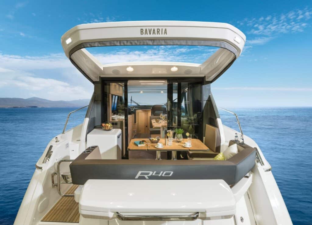 Picture 3 Take a look at the Bavaria R40