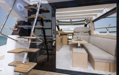 Bavaria VIRTESS 420 COUPE, motor yacht